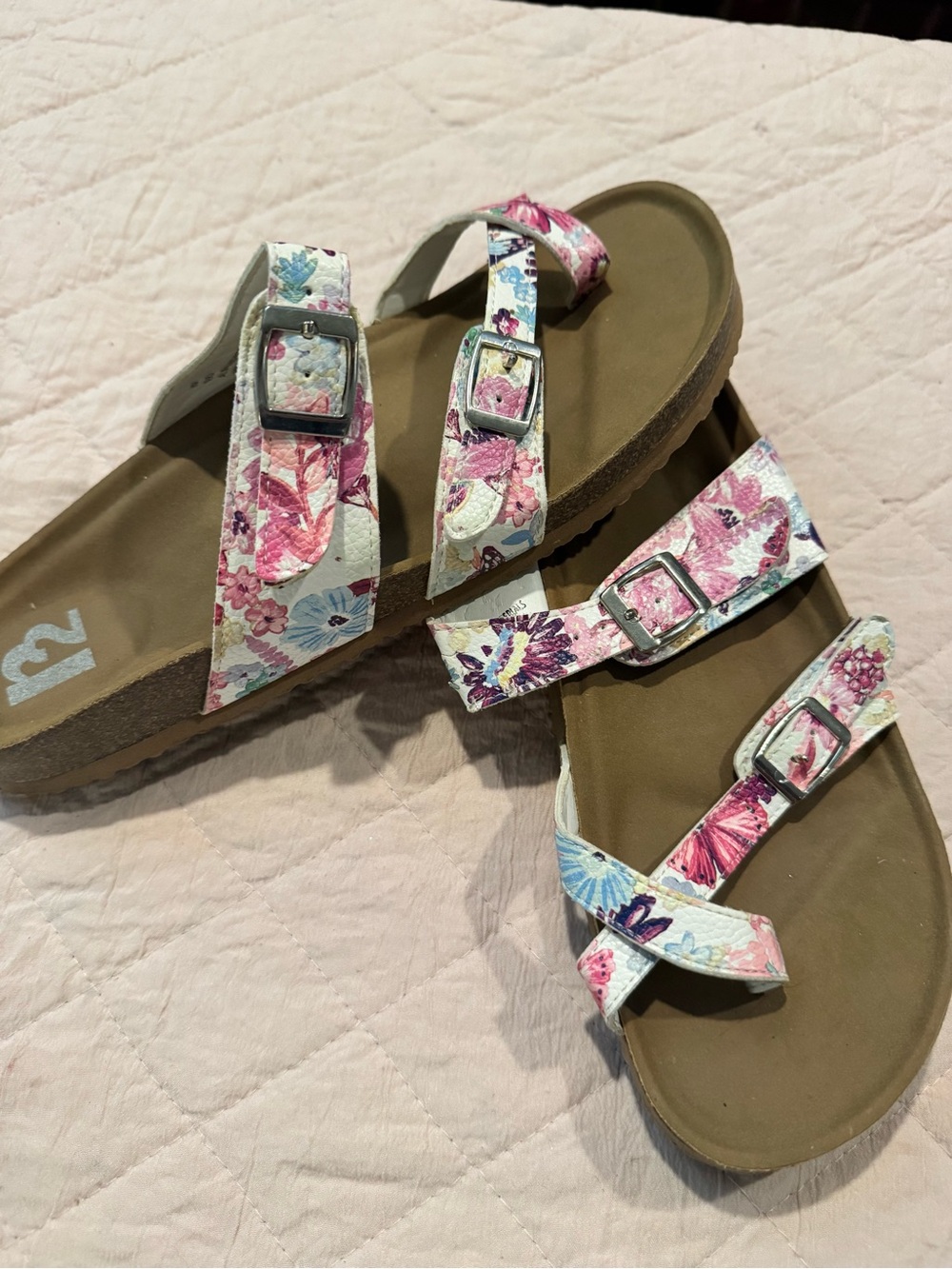 Womens R2 Floral Strappy Sandals - Pink & white